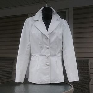 DKNY! White, leather, blazer cut, coat. Sz.4 will fit a 6!